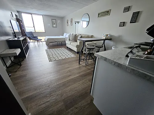 Floor plan 204