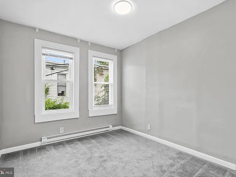 2352 N Colorado St — Photo 14