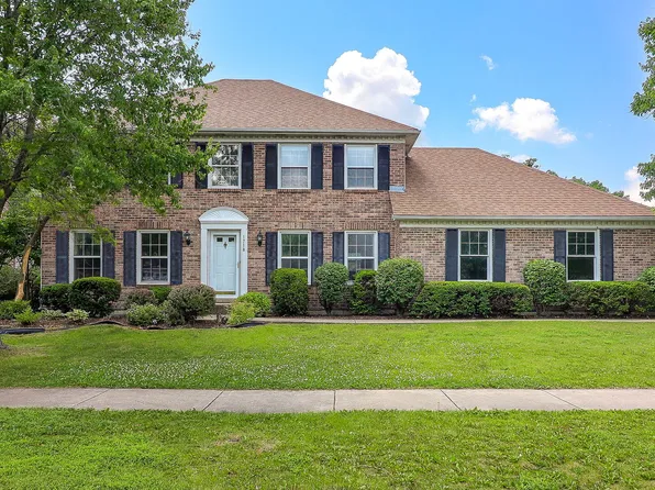 1718 Beloit Dr, Naperville, IL 60565