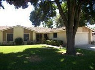 315 Pearl Dr, Lemoore, CA 93245