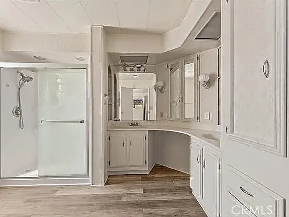 1275 W Johnston Ave — Photo 16