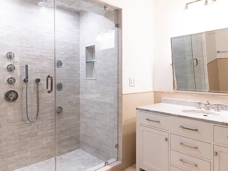 141 Prince St #4 — Photo 9