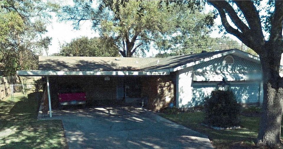 1st image of 308 32nd St