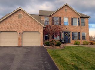 1337 Hunters Chas, Chambersburg, PA 17202