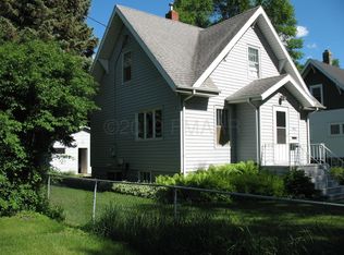 602 5th St S, Moorhead, MN 56560
