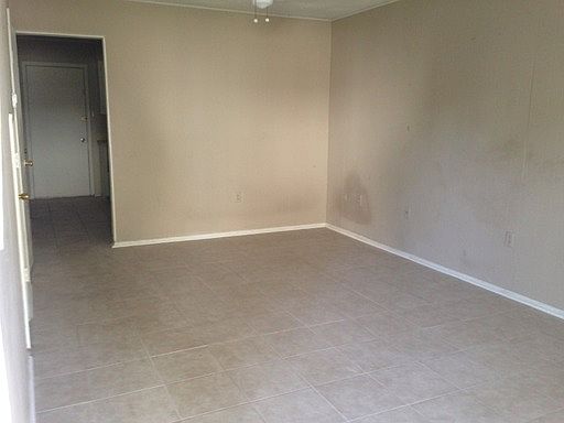 2nd image of 1325 Robins St APT 4