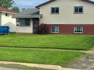 4171 Holl Rd, Sheffield Lake, OH 44054