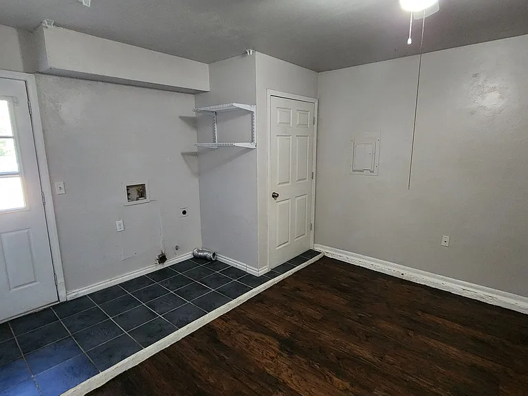 119 W Clegern Ave — Photo 16