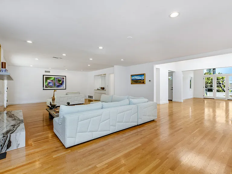 341 Surfview Dr — Photo 11