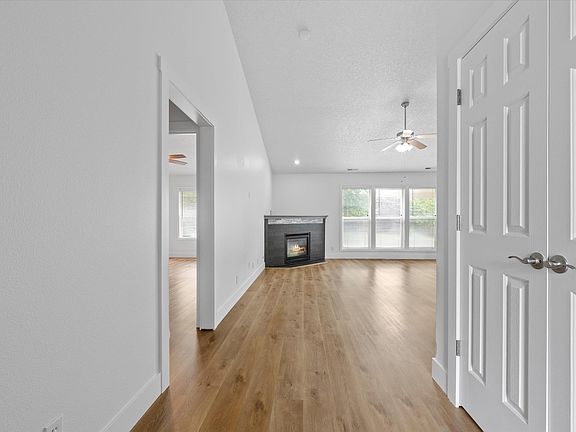 3rd image of 5907 W 14th Ave