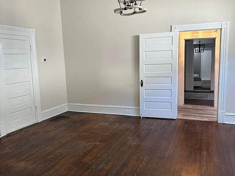 2534 Napier Ave #R — Photo 5