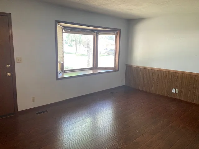 1014 N Sherman Ave — Photo 2