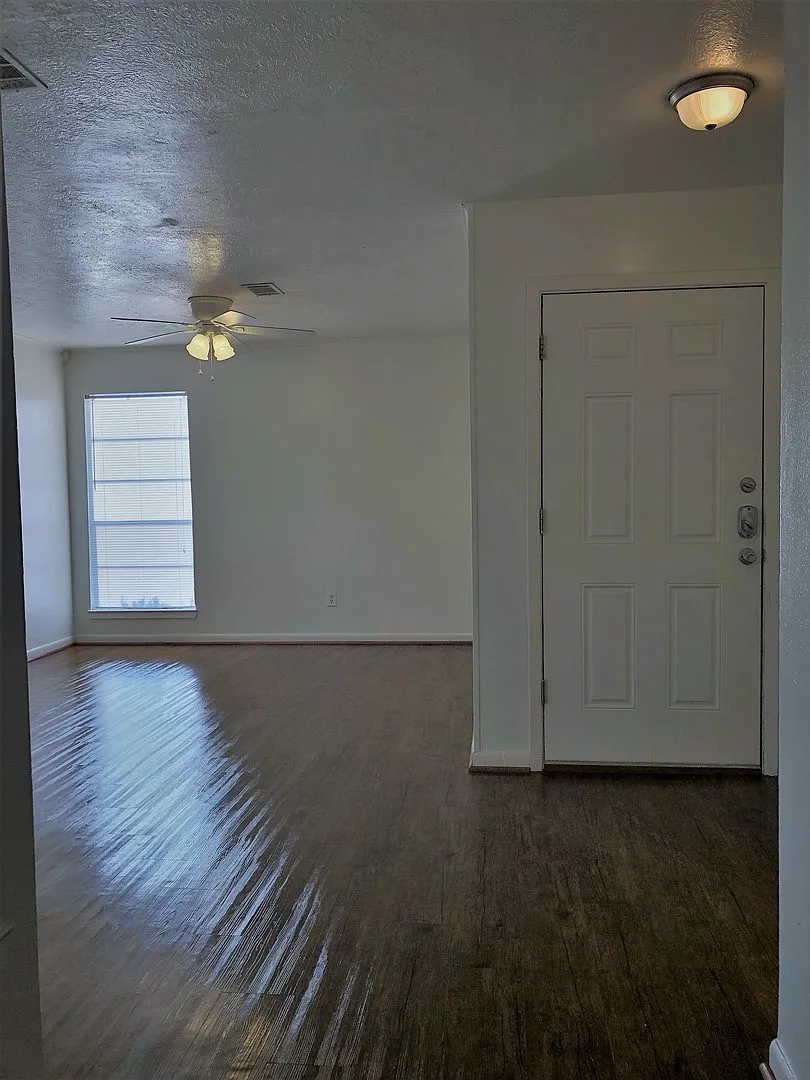 Building Photo - 3601CH