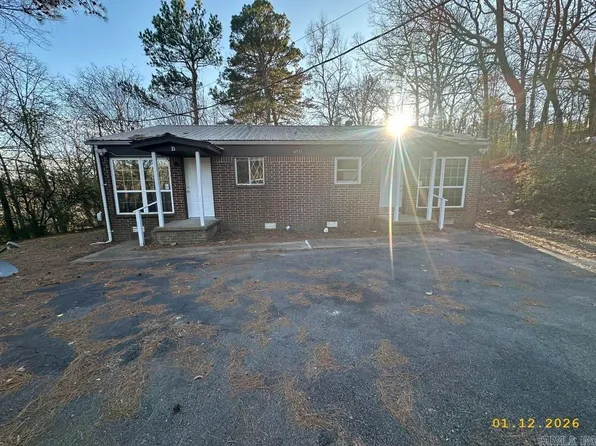 4511 E Reed Rd, North Little Rock, AR 72118