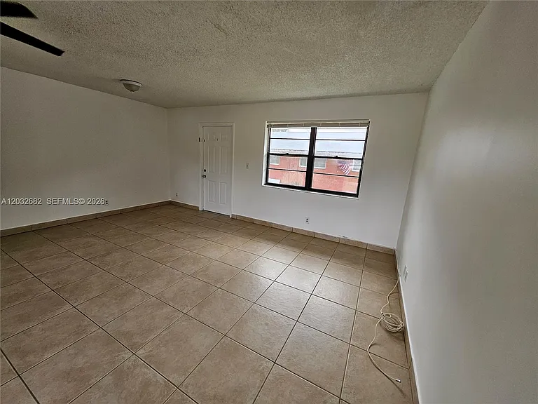 4149 SW 52nd St #1 — Photo 12