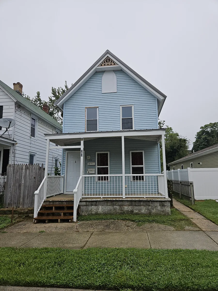 Building Photo - 29 N New St #B