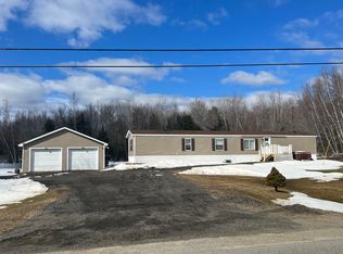 656 York Rd, Hermon, ME 04401