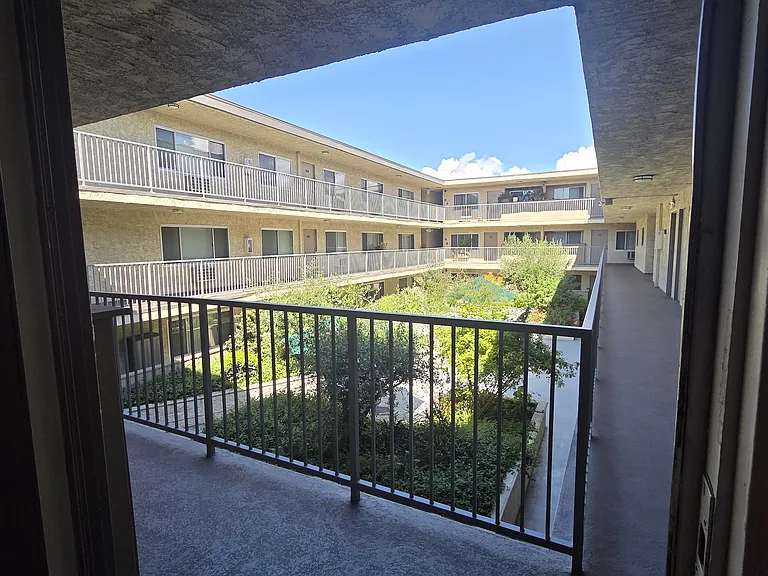 Bagley Villas — Photo 19