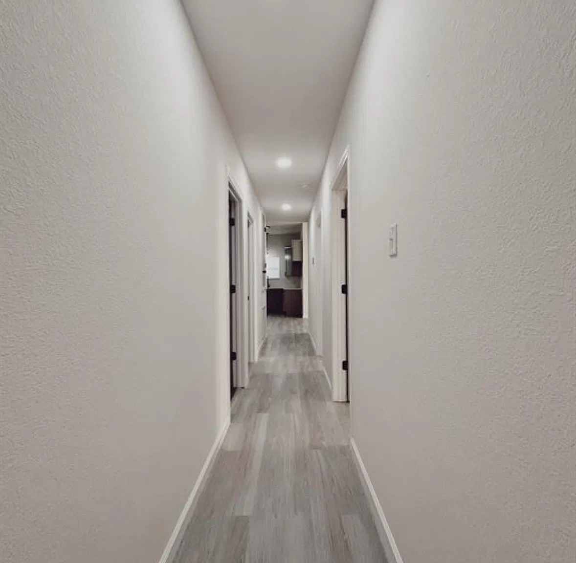 3 bed, 1184 sqft, $1,700 — Photo 4