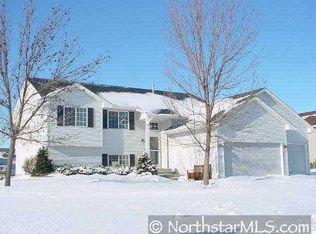 16833 Fieldcrest Ave, Lakeville, MN 55044