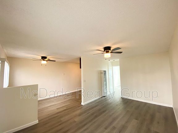 4th image of 4170 52nd St #9
