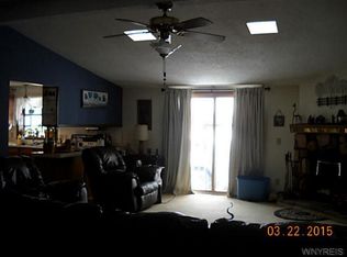 11345 Hughes Rd, Freedom, NY 14065