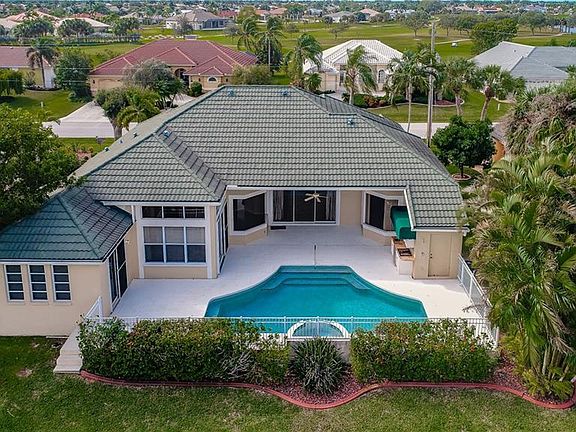 3rd image of 3862 Bordeaux Dr