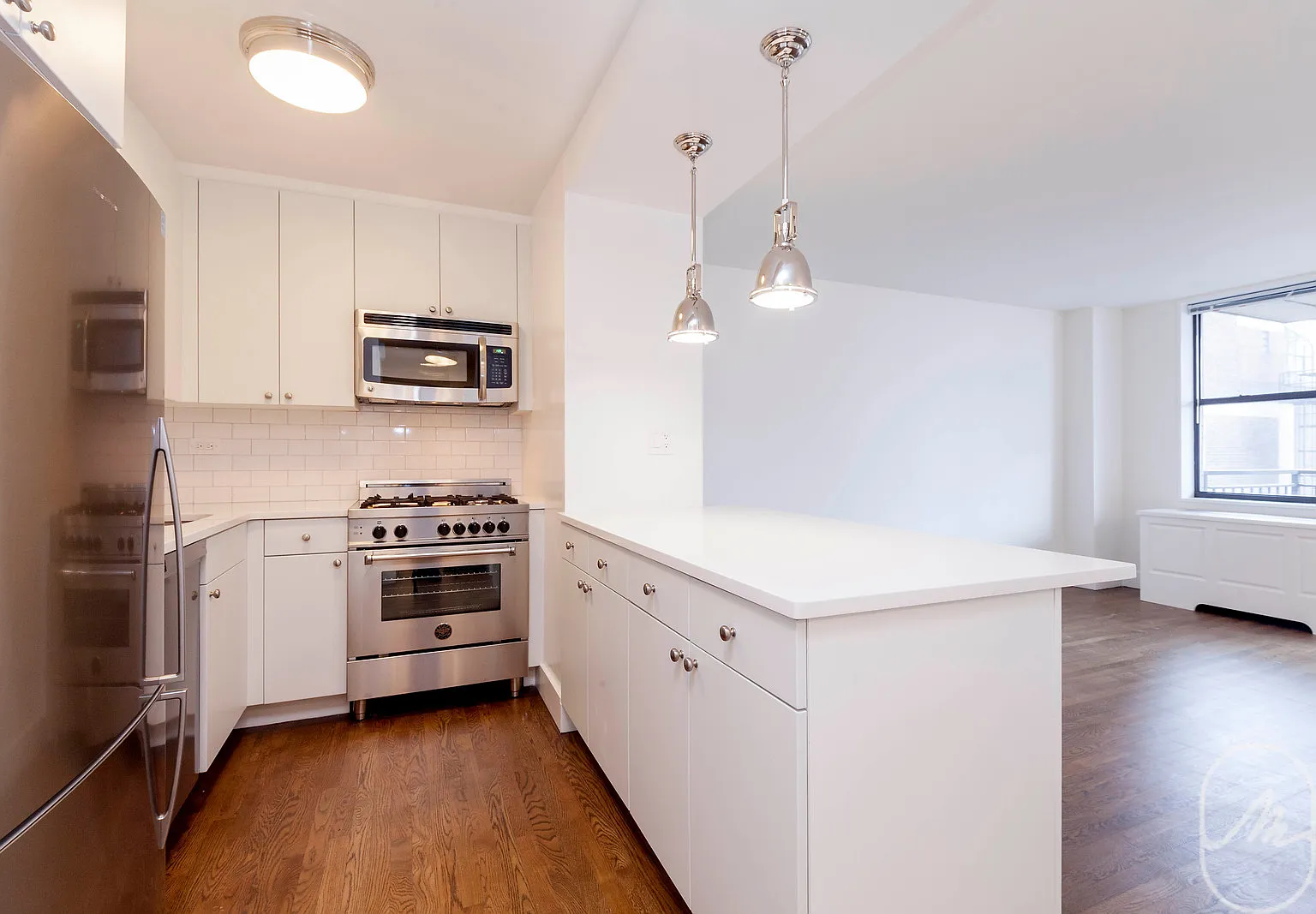 330 East 39th Street — Photo 4