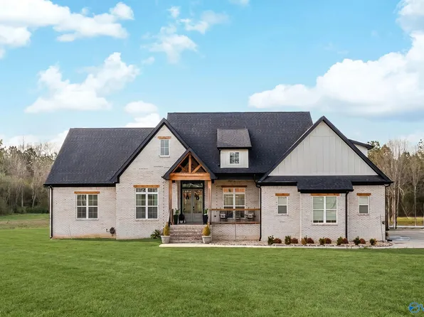 2310 Bob Jones Rd, Scottsboro, AL 35769