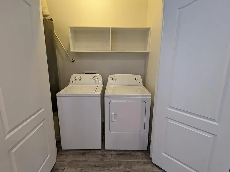 301 Sw Pkwy #334 — Photo 9