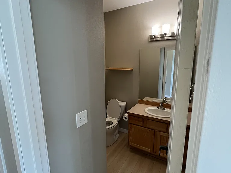1341 Colony Ct — Photo 10