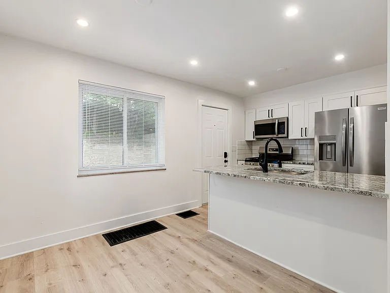1014 Hilo Ln — Photo 6