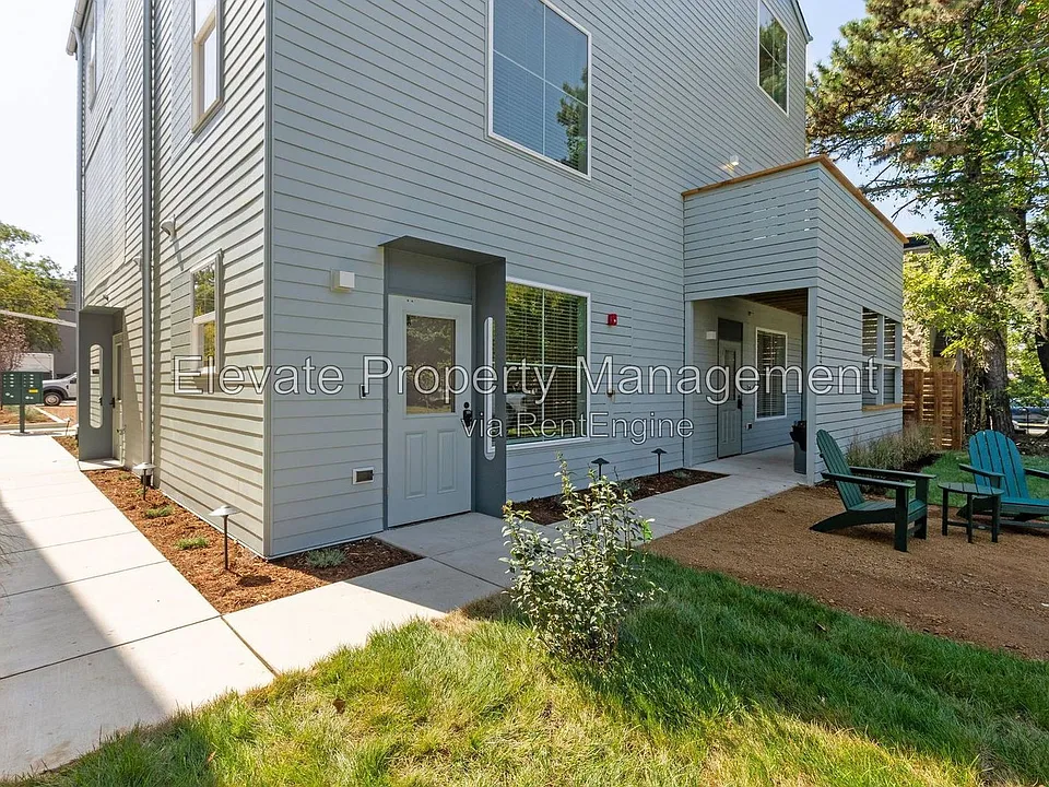 1624 NW 17th St #101
