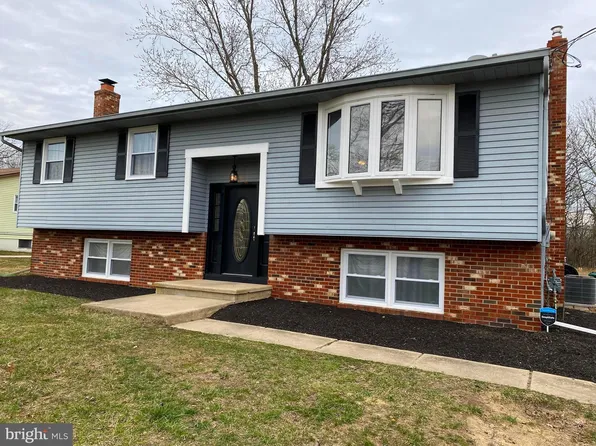 30 S Cedar Brook Rd, Sicklerville, NJ 08081