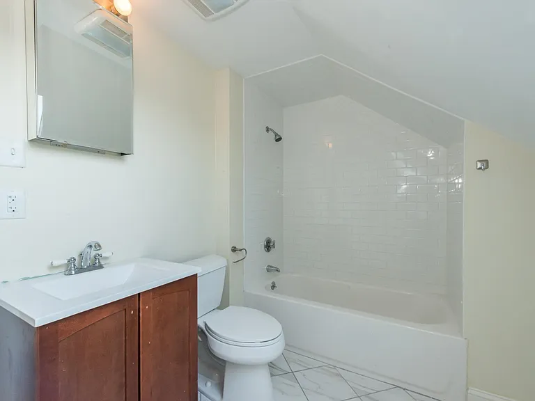 31 Champney St #2 — Photo 14