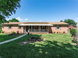 403 McPherson Dr, Mebane, NC 27302