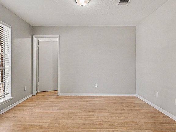 5th image of 23210 Earlmist Dr