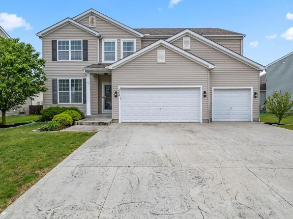 204 Honey Locust Ln, Commercial Point, OH 43116