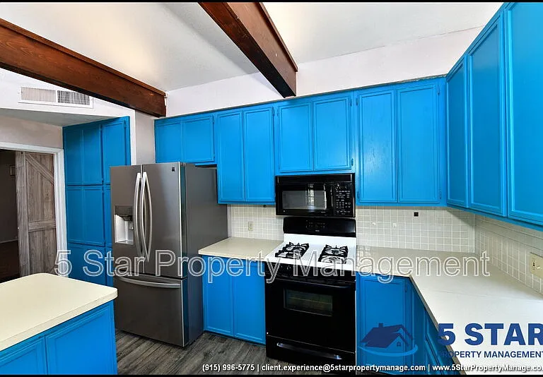 3212 Canyon Point Ln — Photo 20