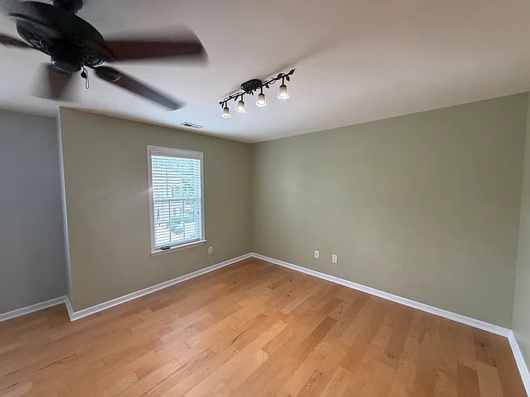 142 Hilda Grace Ln — Photo 16