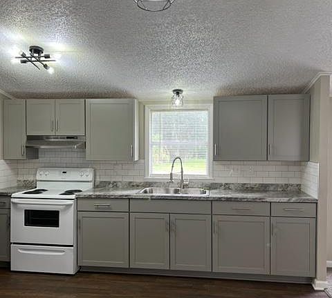 3rd image of 5057 SE 109th St
