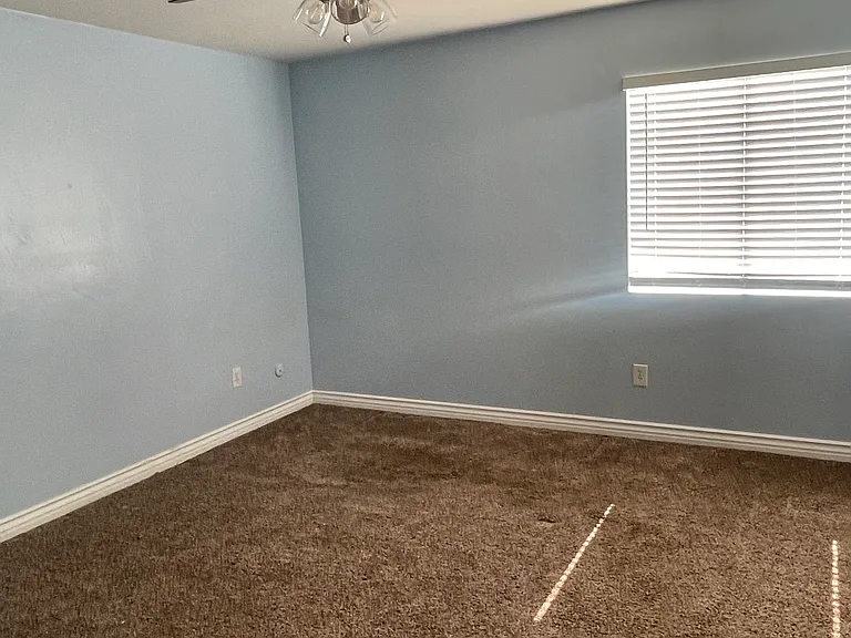 4800 Treanna Ave #6B — Photo 7