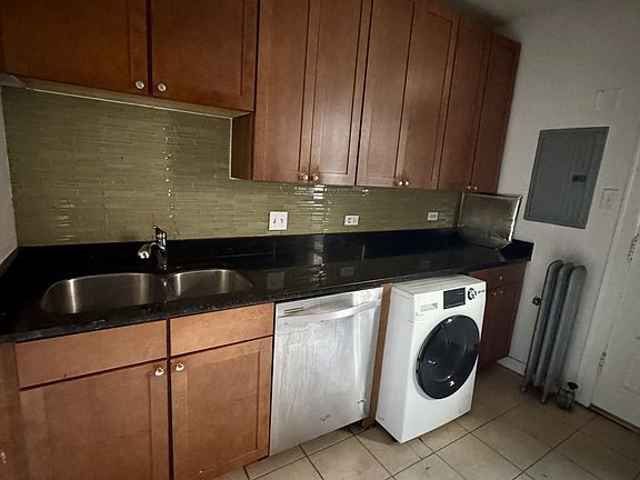 4th image of 4310-16 N Keystone Ave #11451781