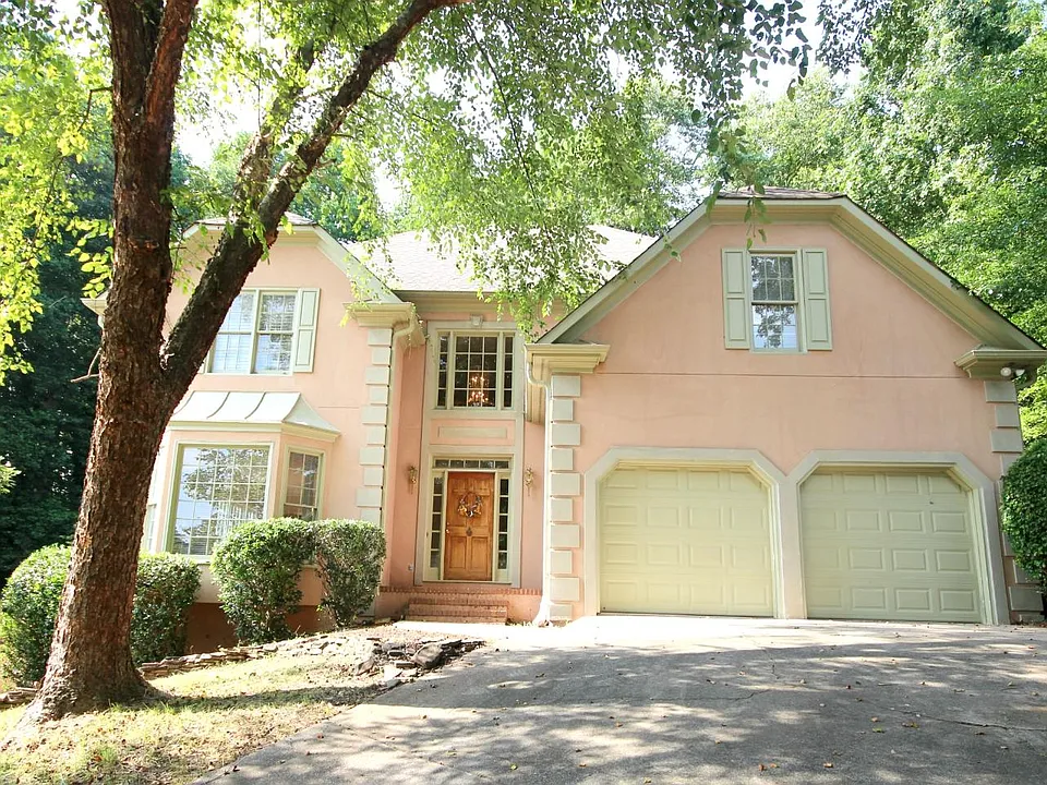 195 Candace Ln NW