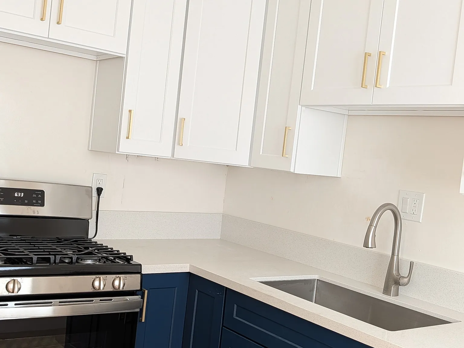 Studio, 500 sqft, $1,995 — Photo 2