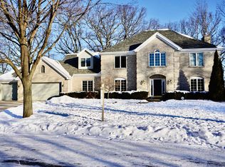 330 W River Rd, Appleton, WI 54915