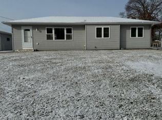 319 104th Ln NE, Blaine, MN 55434
