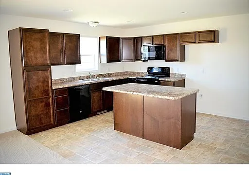 39 Riptide Ct — Photo 2