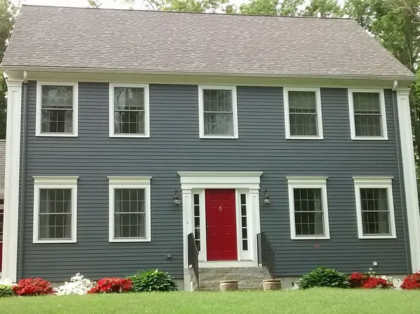 27 Browns Ln, West Newbury, MA 01985