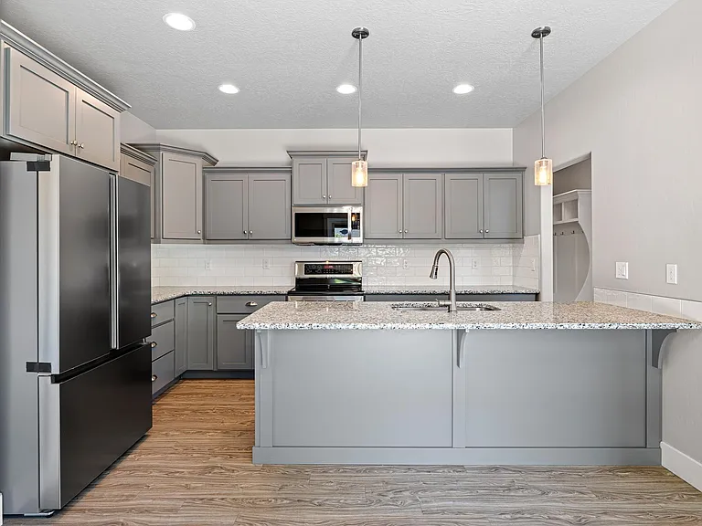 635 S Tylee Way — Photo 31